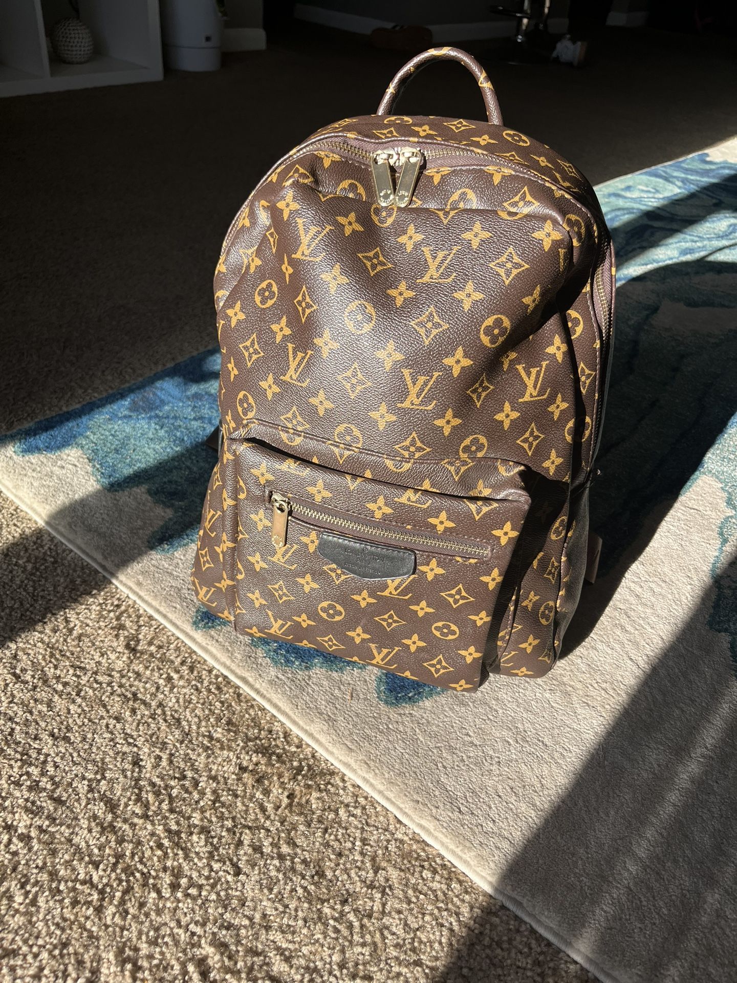 🔥 Louis Vuitton Josh Backpack🔥(be sure to read description)
