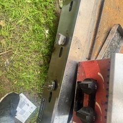 36” Dukers 3 Burner 500$ 