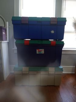 3 XL Storage Totes with Locking Clasps