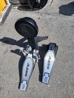 Pedal ELECTRÓNICO  ALESIS