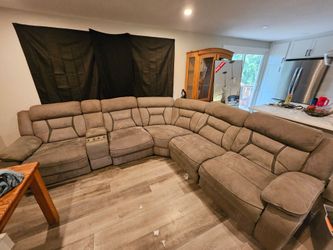 Reclining couch