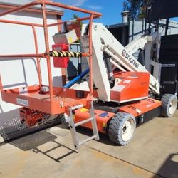 38 ’ Foot Articulating Boom Lift