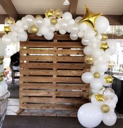 Balloon garland