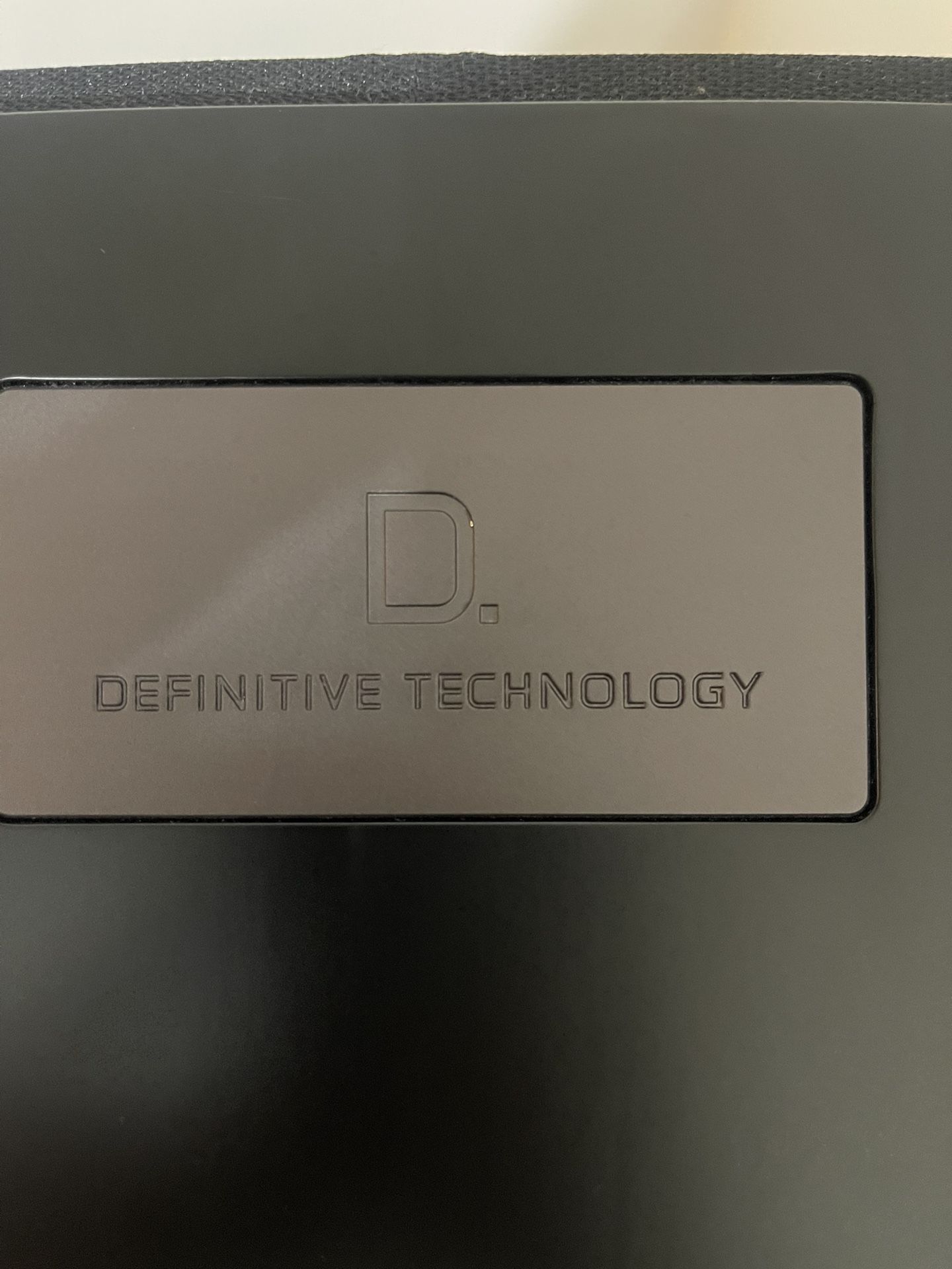 GREAT DEAL!! Tower Speakers Definitive Technology Extremely Loud!