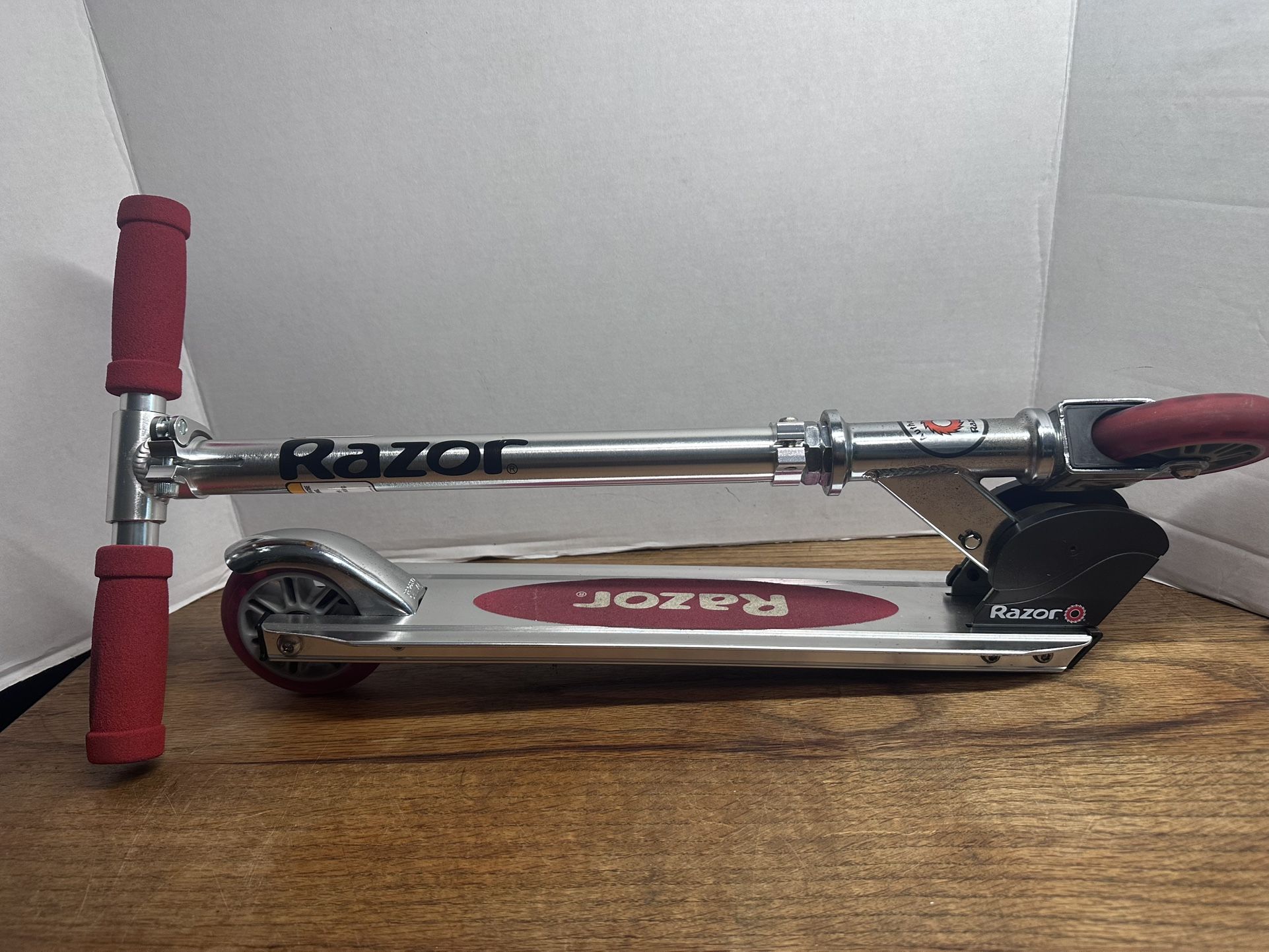 Razor Kids' A Kick Lightweight Foldable Scooter