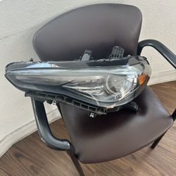 Alpha Romeo Headlight 