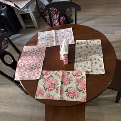 Kitchen Table 