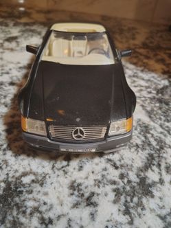 Mercedes-Benz SL 500 Diecast Model Car