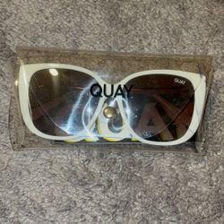 Cream QUAY Sunglasses