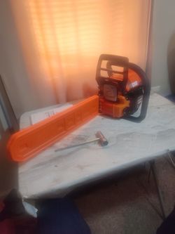 Echo CS-3510 Gas Chainsaw with Bar Cover