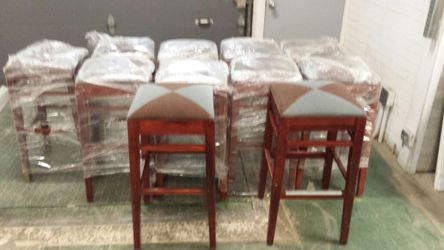 [11] Upscale Gar cherry wood frame brown & gray nova suede tall bar stools