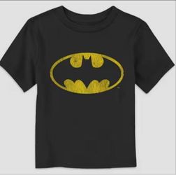 Toddler Batman Tshirt. Pet Free, Smoke Free Environment. Excellent Condition