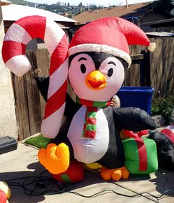 Christmas Penguin Inflatable 