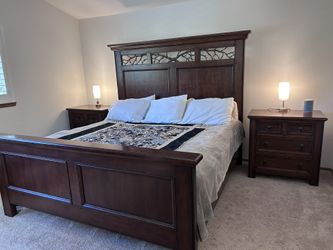Bedroom Set King Size Bedside Table And Dresser