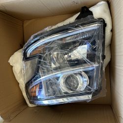 Chevy Suburban/Tahoe Left Headlight