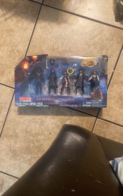 PIRATES OF CARRIBEAN FIGURE SET