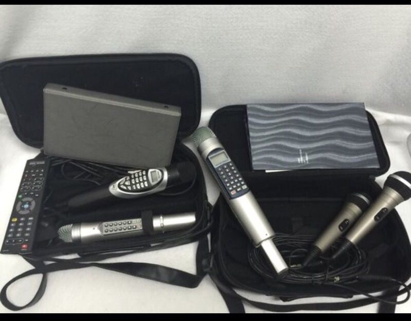 Portable karaoke ET-3000 Magic Sing With 2 Song Chips, Song Book, Microphone and Wireless Duet Microphone