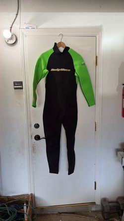 Men’s ML Body Glove Full Diving Wetsuit Black and Green