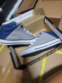 Converse New In Box Junior Size 1