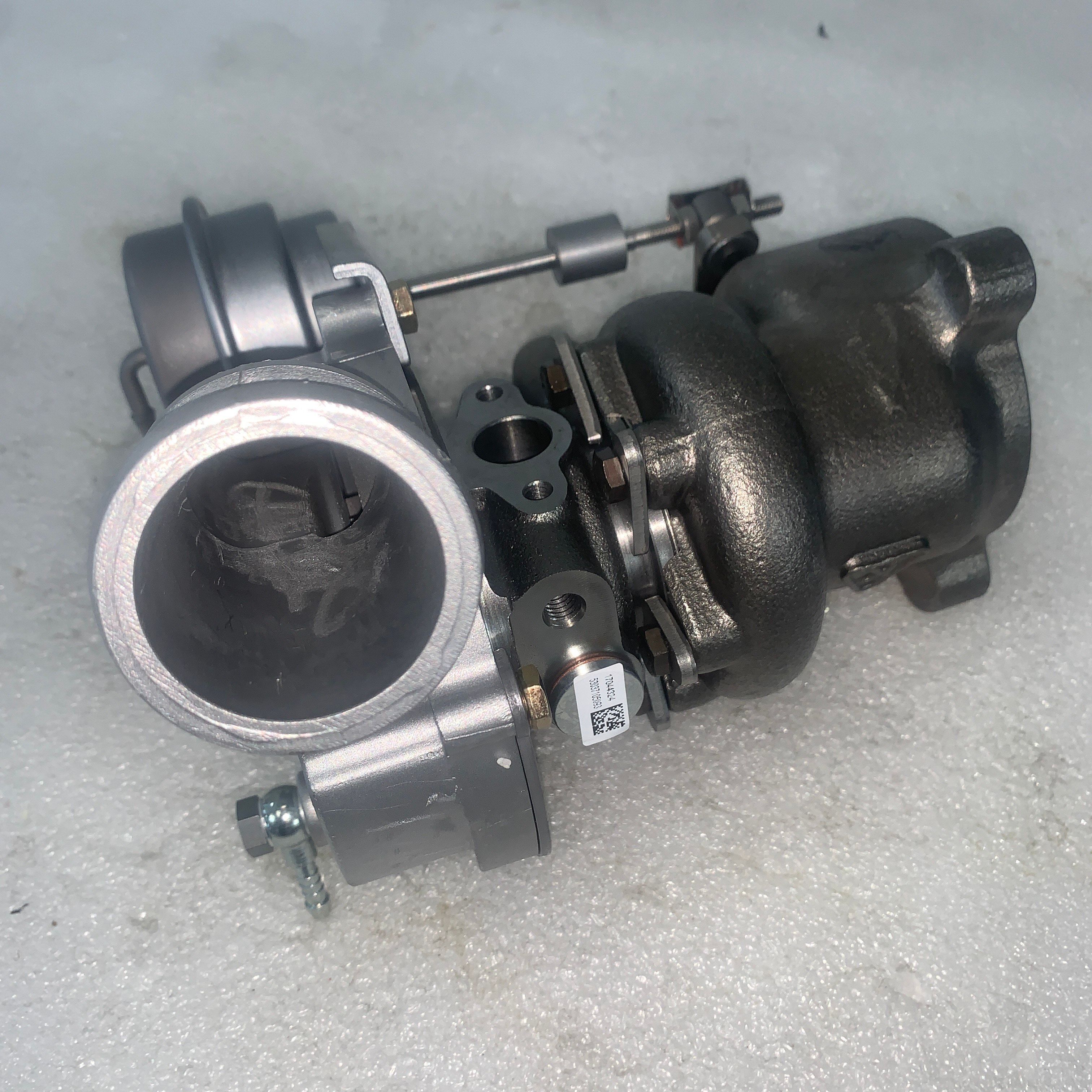 Genuine BorgWarner K03 Turbocharger, For 99-06 Audi A4/S4 & 98-05 VW Passat (TC BW AD K03 53039880029)