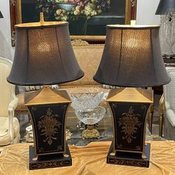 Pair of Gorgeous Mid Century Black & Gold Chinoiserie Hand Painted Lamps🌷