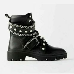 Zara Leather Boots (women’s 7)