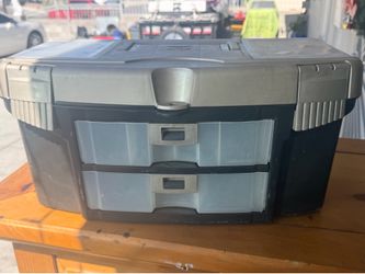 TACKLE BOX