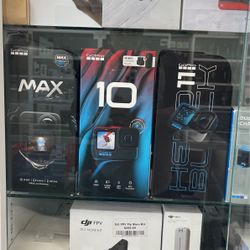 GoPro Hero 10 Bundle 
