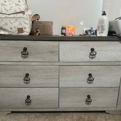 Dresser In Great Condition! 