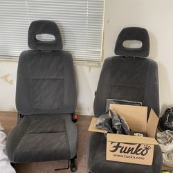 $20 97 Acura Integra Front Seats