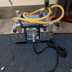 Vacuubrand ME 8 Diaphragm Vacuum Pump