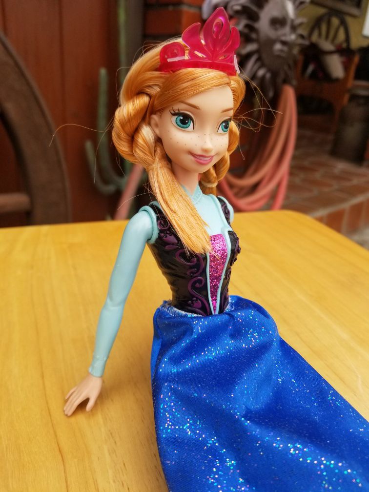 Anna Frozen doll