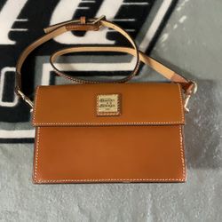 Dooney & Bourke Purse