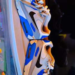 Nike Shoes 