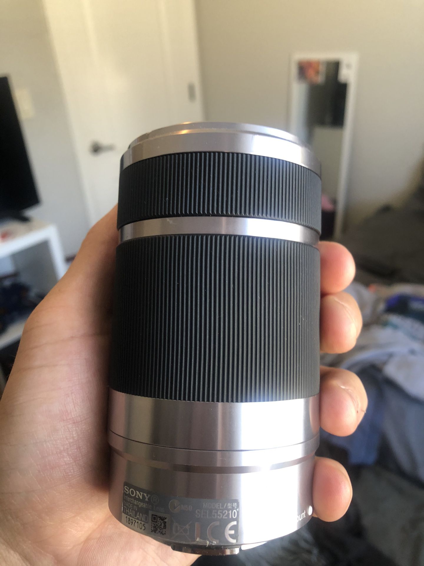 Sony 55-210mm f4.5-6.3 apsc e mount lens