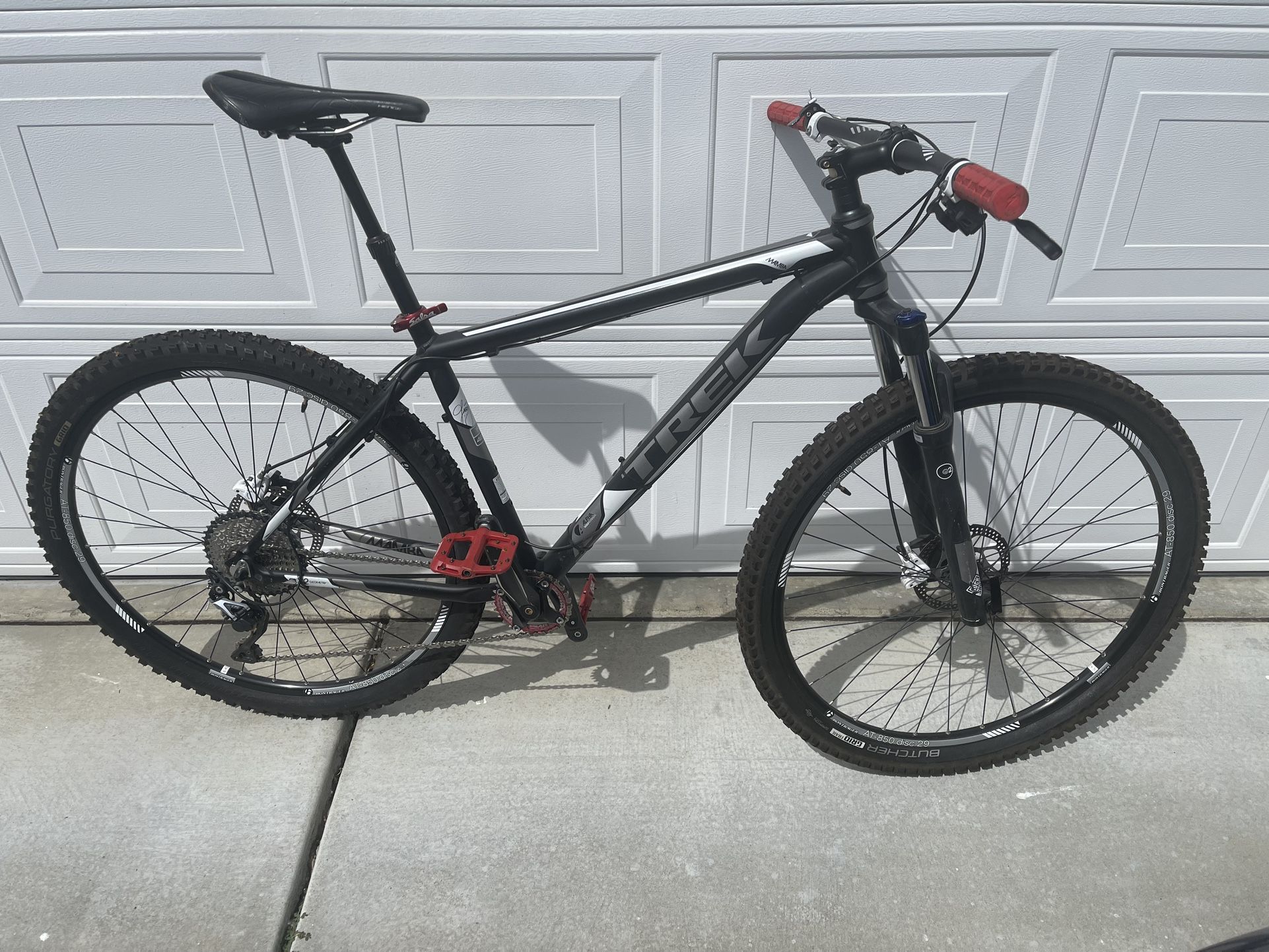 Trek Mountain Bike Hardtail, Large - 29r