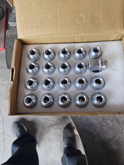 Used Lug Nuts
