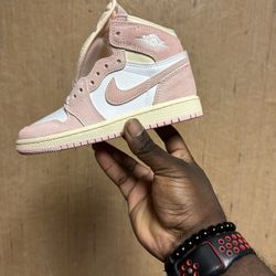 Air Jordan 1 Retro Washed Pink