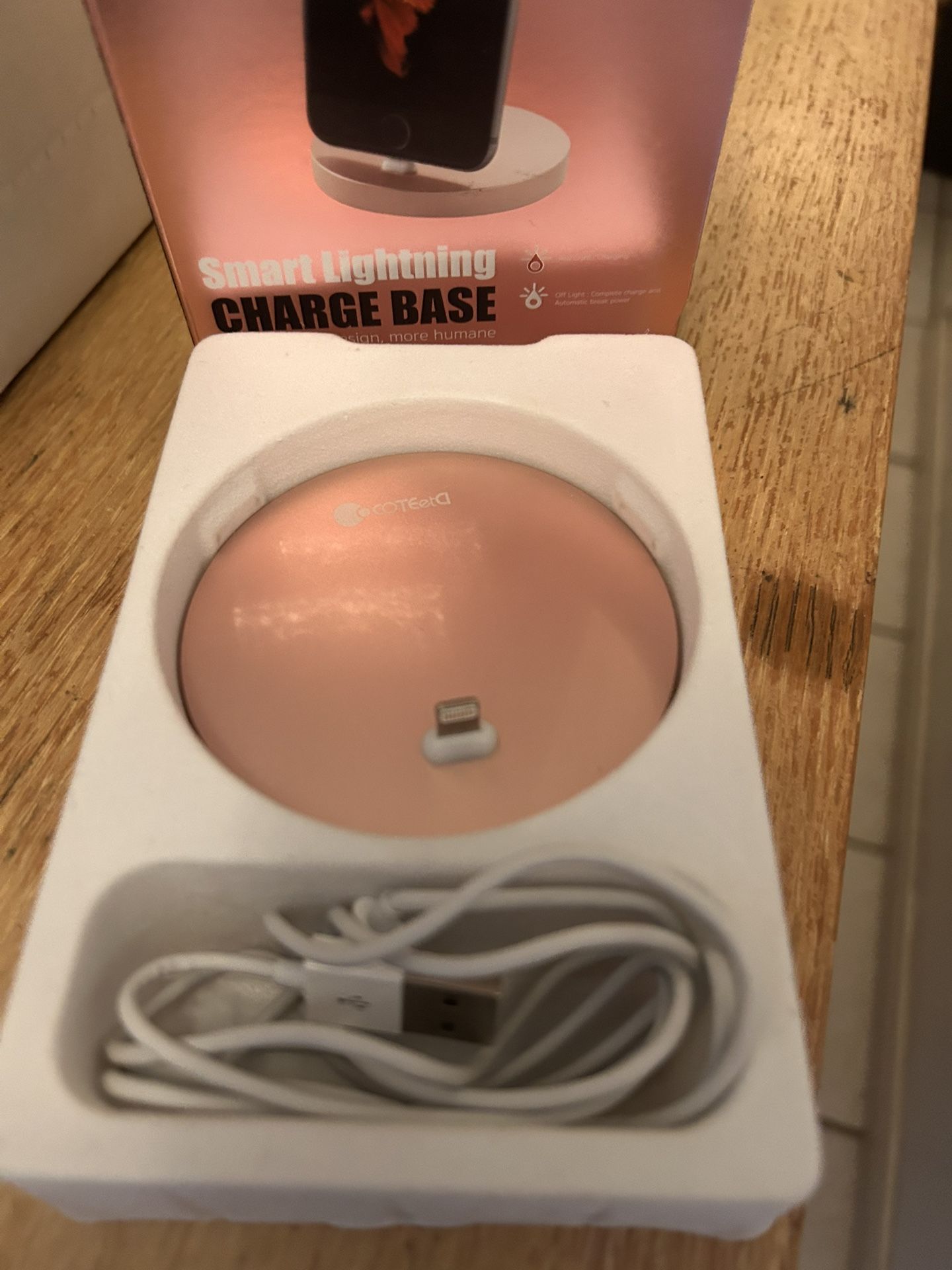 NIB Smart Lightening Charge Base