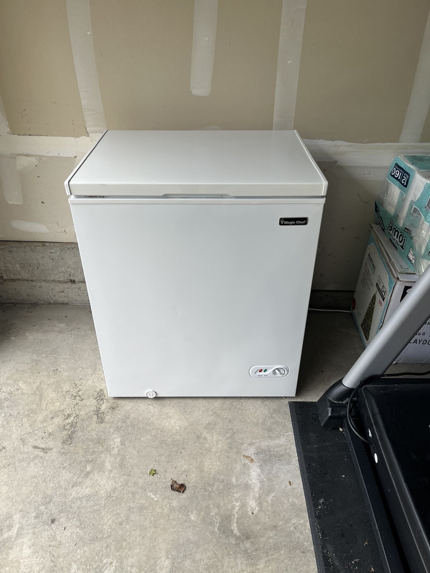 Magic Chef Chest Freezer 5.0