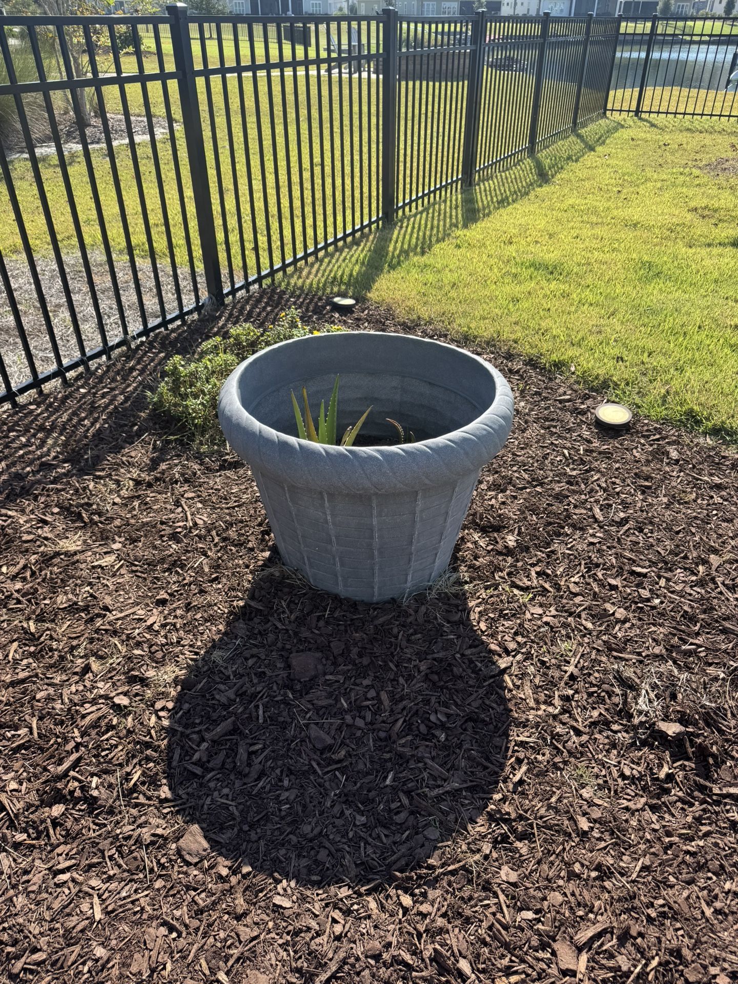 resin light weight pot