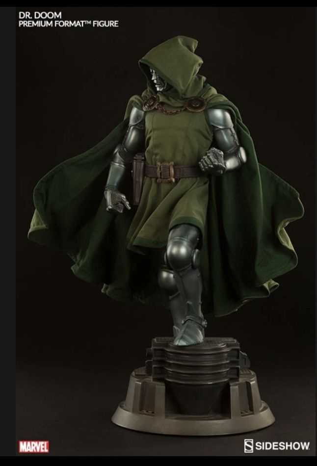 Sideshow - Dr Doom Premium Format