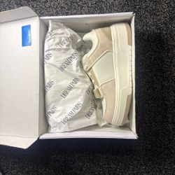 Dream Pairs Low-Top Sneakers