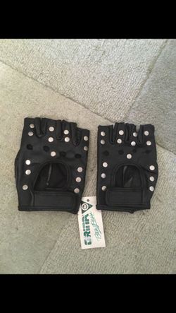 Motorcycle gloves
