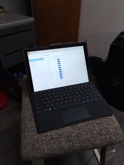 Microsoft Surface Pro 5 Tablet With Surface Pen 8GB 256GB + 512G SanDisk uSD & Cellular Enabled