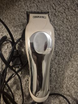Wahl Hair Clipper w/ guides