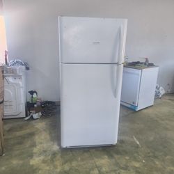 18 Fridge Chest Freezer