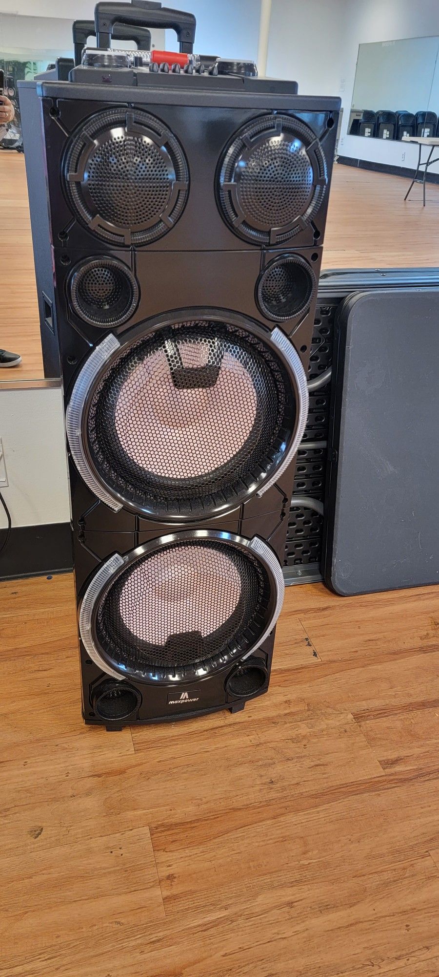 Speaker KARAOKE