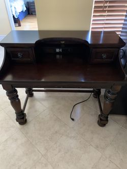 Office Desk