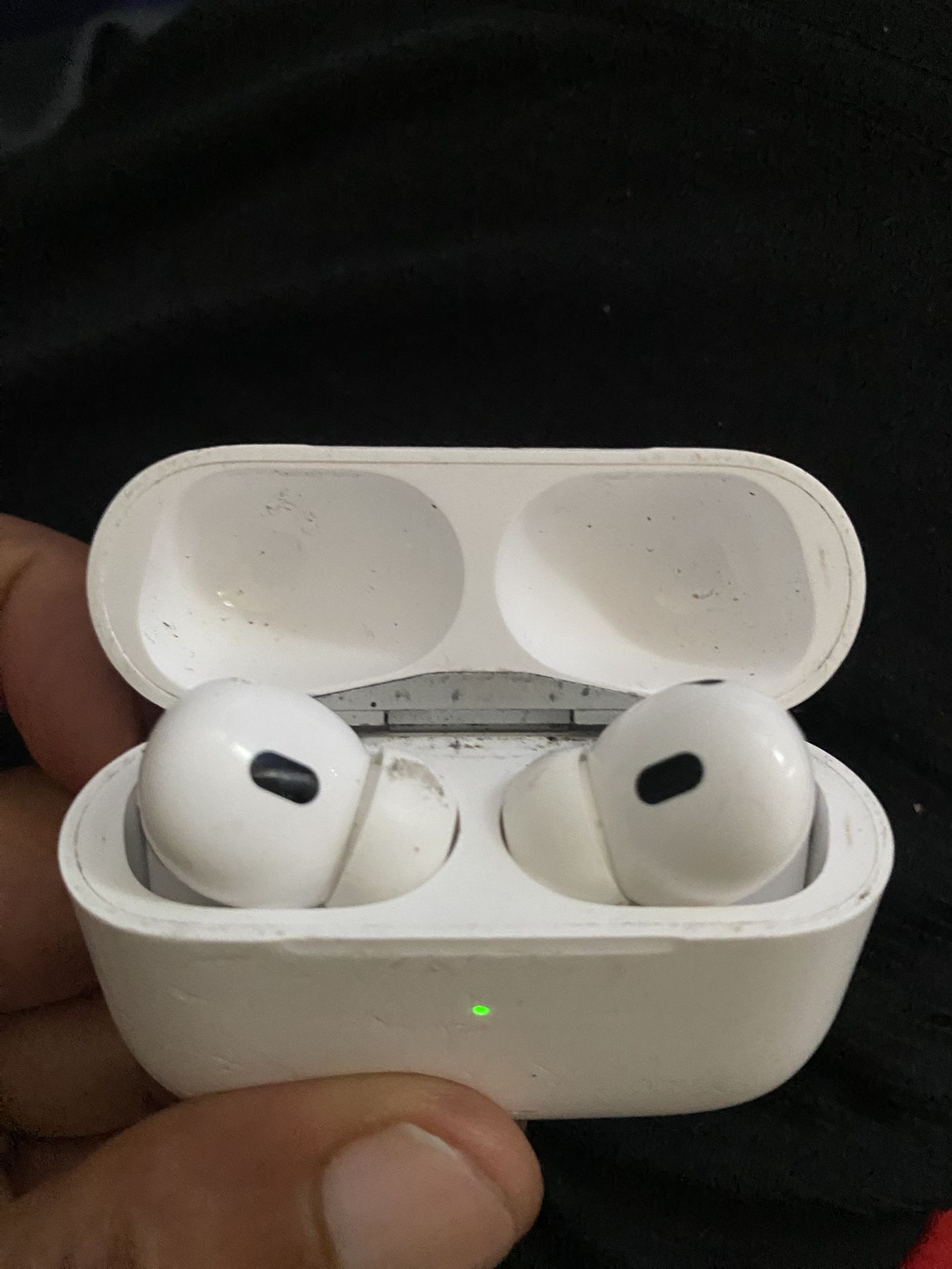 AirPods